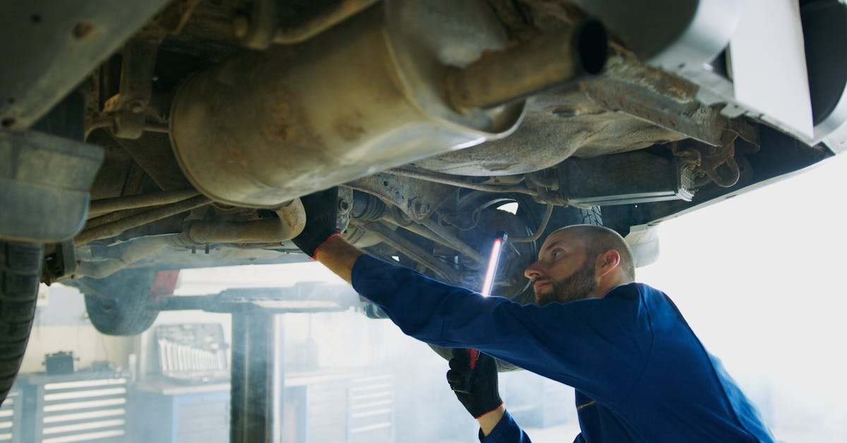 Zatrzymaj rdzę w biegu: proste nawyki pielęgnacji podwozia, które przedłużą życie Twojego auta