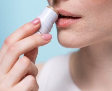 Zimowy SOS dla cery: rytuał, który chroni, nawilża i rozświetla