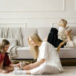 Od planszówek po mikroprzygody: sprawdzone sposoby na wyjątkowy czas z rodziną