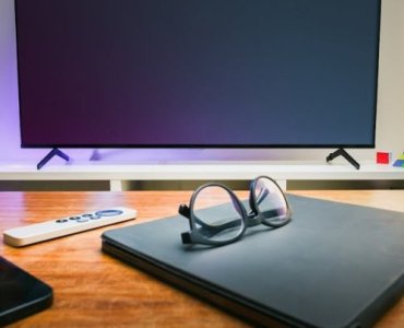 Zamień smartfon w superpilota: przejmij kontrolę nad telewizorem w 3 krokach